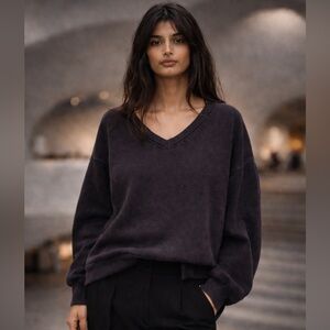 We The Free Venice V-Neck Sweatshirt – Black | XL